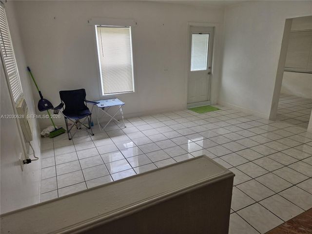5605 Taylor St 1, Hollywood, FL 33021