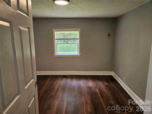 3010 Capitol Drive, Charlotte, NC 28208