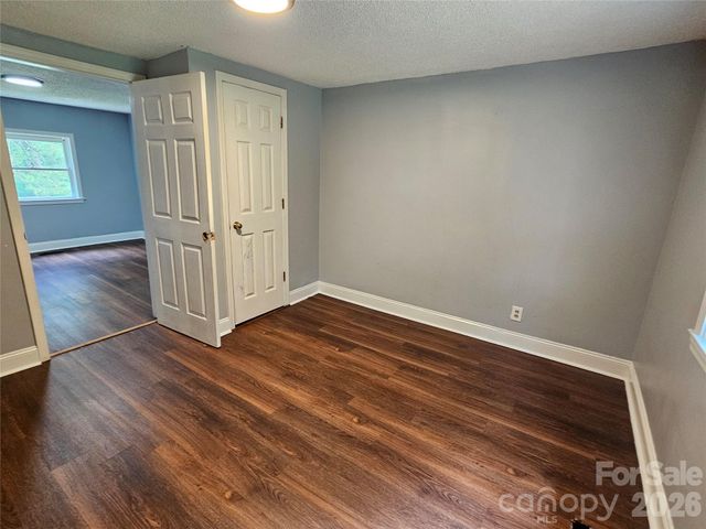 3010 Capitol Drive, Charlotte, NC 28208