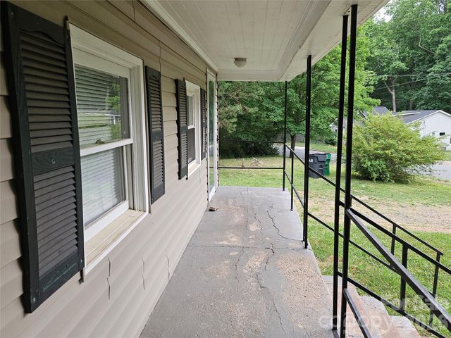 3010 Capitol Drive, Charlotte, NC 28208
