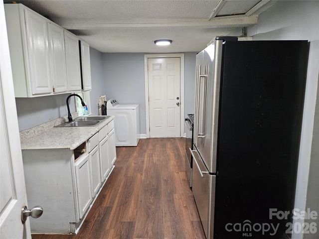 3010 Capitol Drive, Charlotte, NC 28208