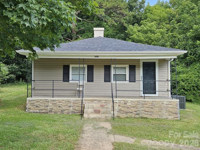 3010 Capitol Drive, Charlotte, NC 28208