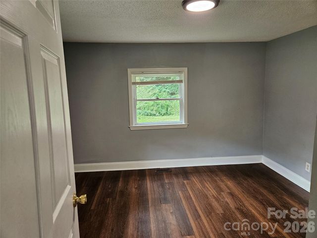 3010 Capitol Drive, Charlotte, NC 28208