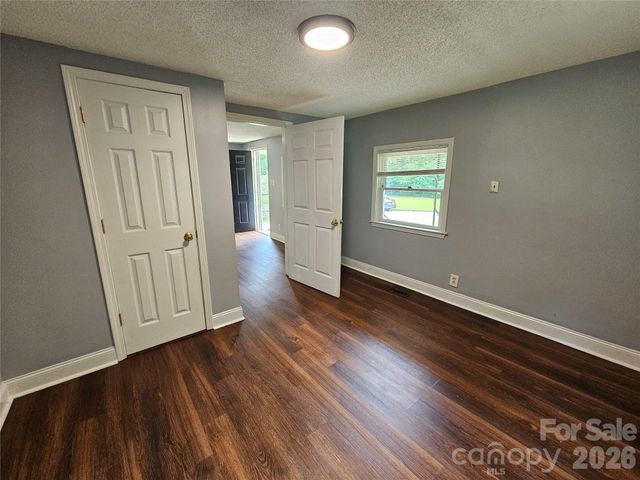 3010 Capitol Drive, Charlotte, NC 28208