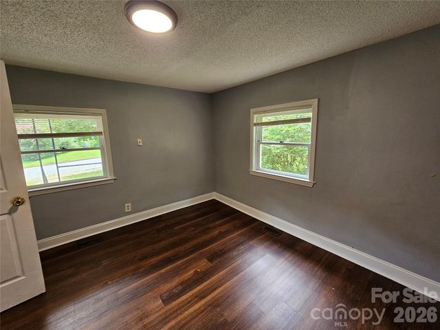 3010 Capitol Drive, Charlotte, NC 28208