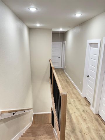 3555 Noah Street, Houston, TX 77021