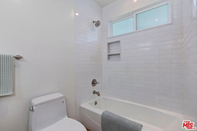 119 N Almont Drive, Los Angeles, CA 90048