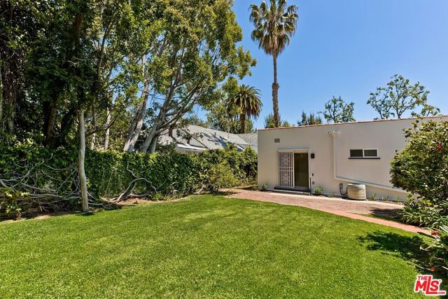 119 N Almont Drive, Los Angeles, CA 90048