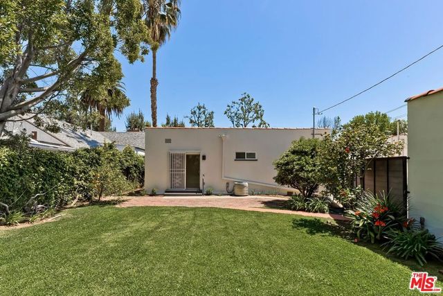 119 N Almont Drive, Los Angeles, CA 90048