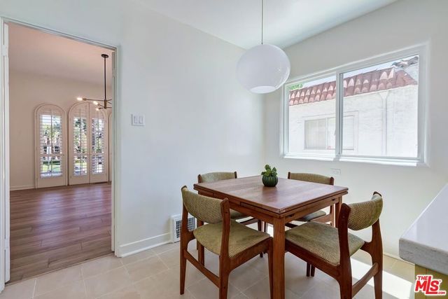 119 N Almont Drive, Los Angeles, CA 90048