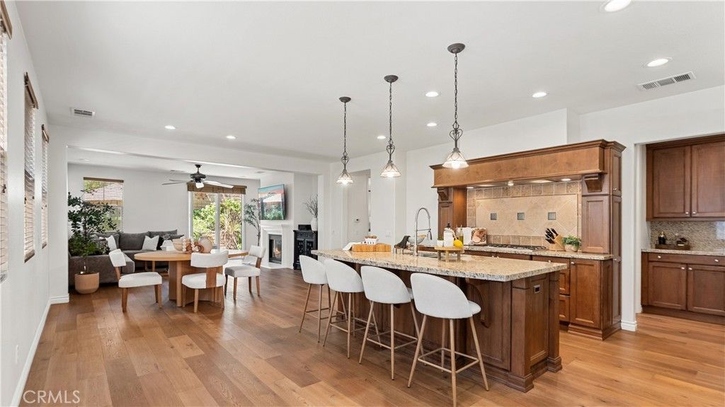 28527 Las Canastas, Valencia, CA 91354 — exterior