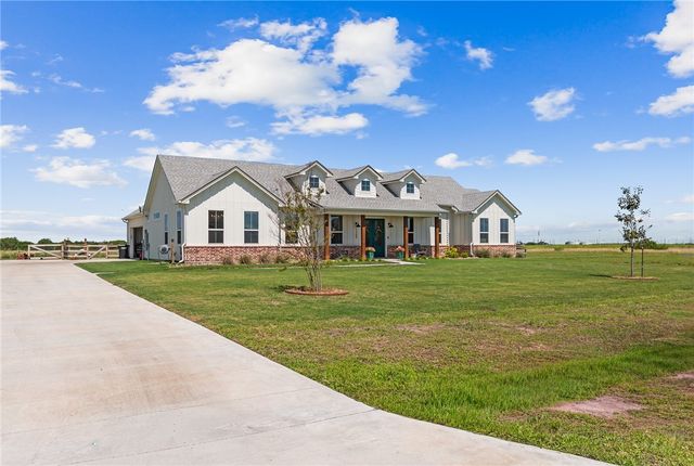 1363 Saltgrass Dr, Taft, TX 78390