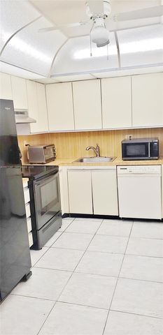 18151 NE 31st Ct 906, Aventura, FL 33160