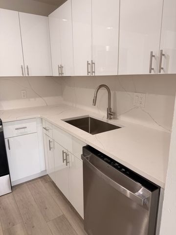 10401 SW 108th Avenue 240, Miami, FL 33176