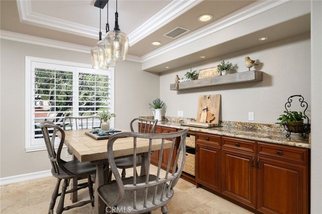 2294 Coolcrest, Upland, CA 91784