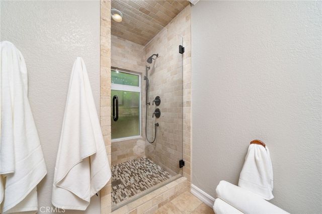 2294 Coolcrest, Upland, CA 91784