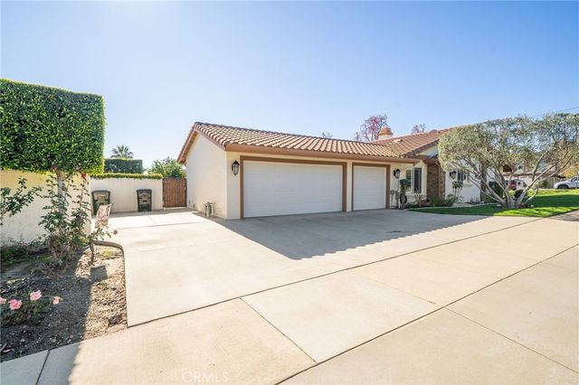 2294 Coolcrest, Upland, CA 91784