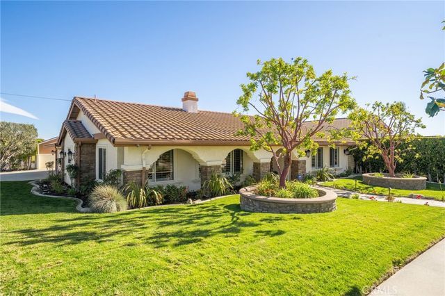 2294 Coolcrest, Upland, CA 91784