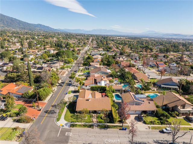 2294 Coolcrest, Upland, CA 91784