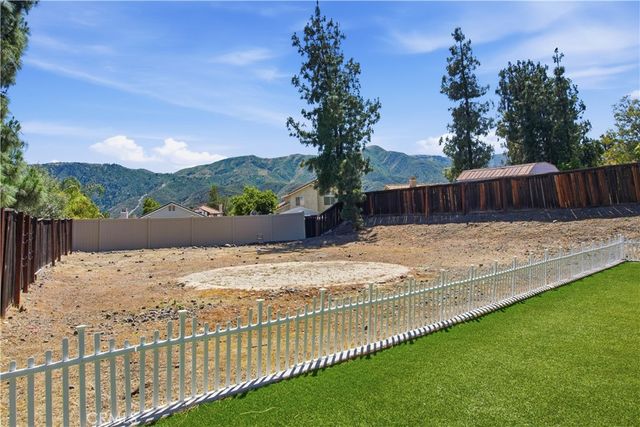 15167 Coral Ct., Lake Elsinore, CA 92537
