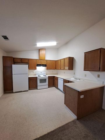 12476 Georgia Lane, Madera, CA 93637