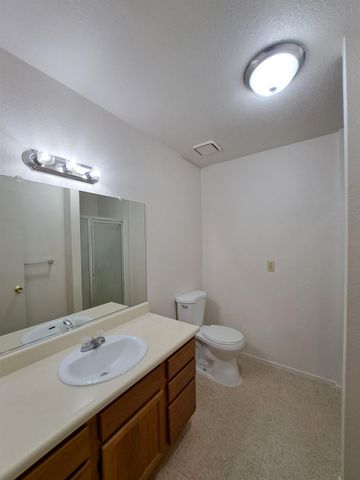 12476 Georgia Lane, Madera, CA 93637