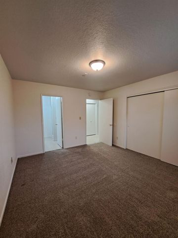 12476 Georgia Lane, Madera, CA 93637