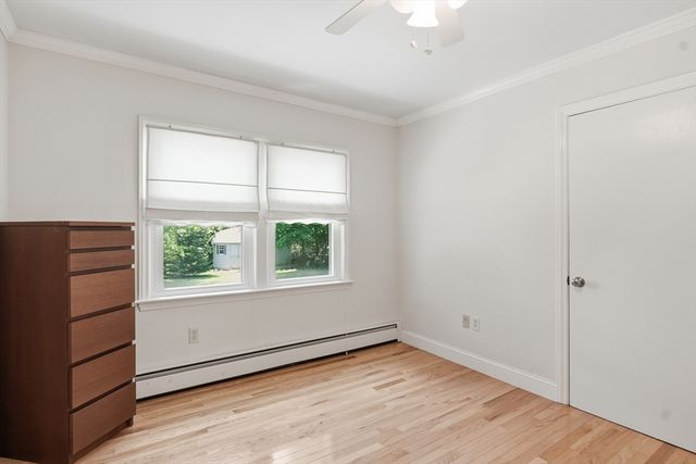 22 Maxdale Rd, Worcester, MA 01602