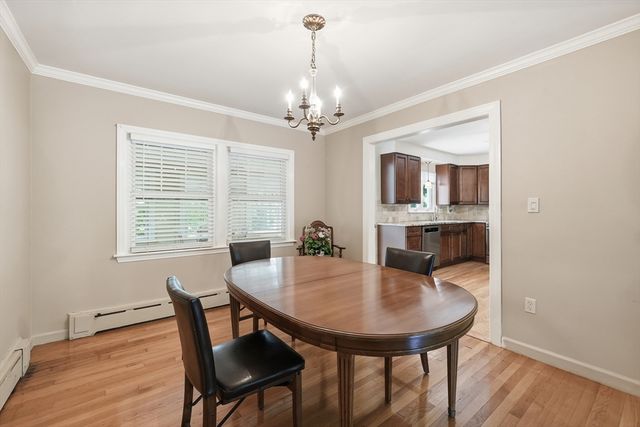 22 Maxdale Rd, Worcester, MA 01602