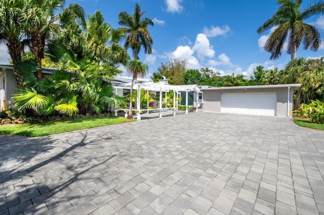 2337 SW 27th Avenue, Fort Lauderdale, FL 33312