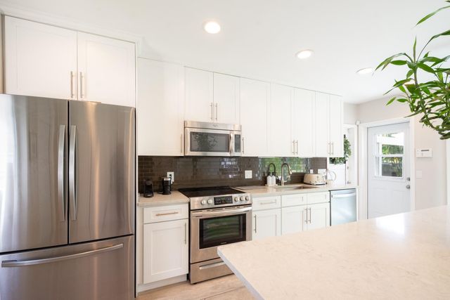 2337 SW 27th Avenue, Fort Lauderdale, FL 33312