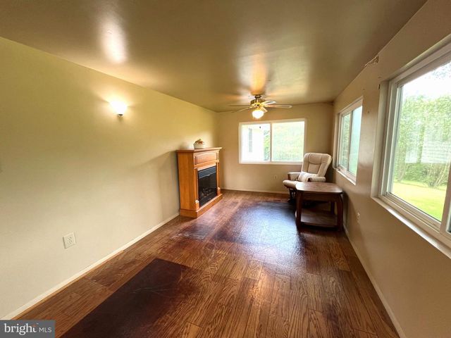 8531 SOLOMONS ISLAND RD, Owings, MD 20736