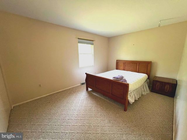 8531 SOLOMONS ISLAND RD, Owings, MD 20736