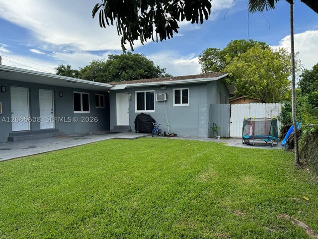 1864 NW 28th St 2, Miami, FL 33142