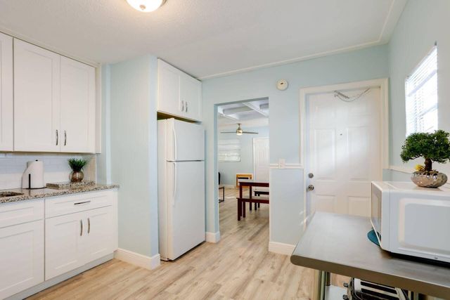 216 S M Street 1, Lake Worth, FL 33460