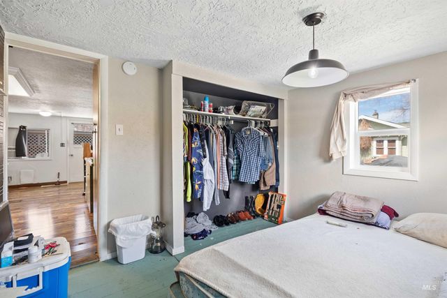 1437 4th Ave E, Twin Falls, ID 83301