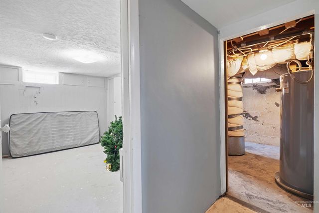 1437 4th Ave E, Twin Falls, ID 83301