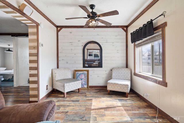 1437 4th Ave E, Twin Falls, ID 83301