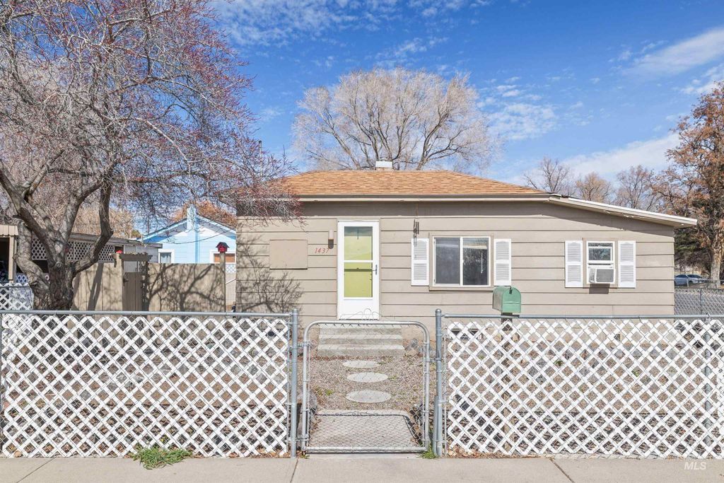 1437 4th Ave E, Twin Falls, ID 83301