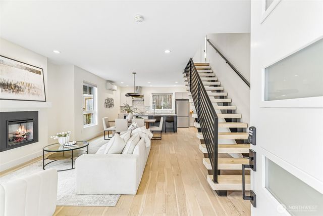 4128 3rd Avenue NW, Seattle, WA 98107