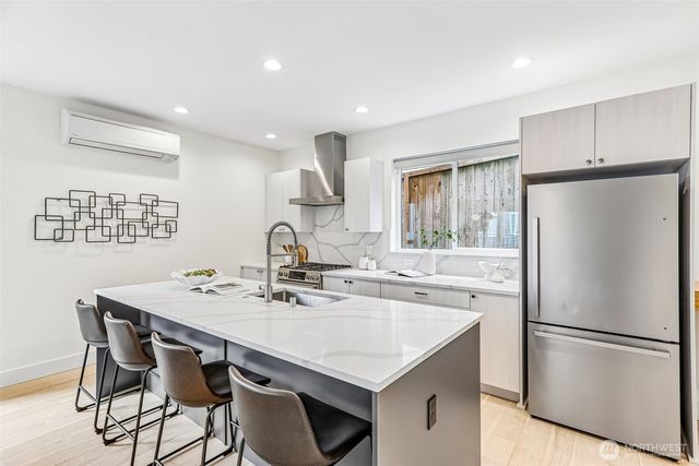 4128 3rd Avenue NW, Seattle, WA 98107