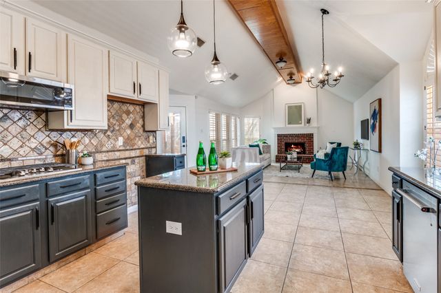 5444 Yellowstone Trail, Fort Worth, TX 76137