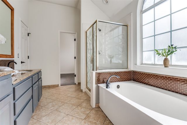 5444 Yellowstone Trail, Fort Worth, TX 76137