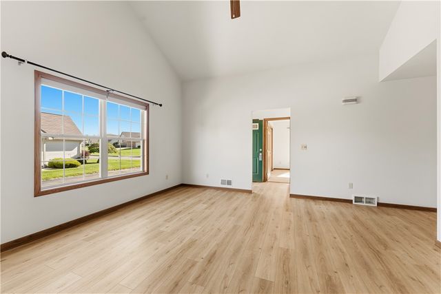 1097 Timberwood Drive, Chippewa Twp, PA 15010