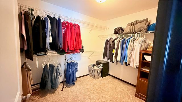 6327 Prairie Sage, Cedar Rapids, IA 52404