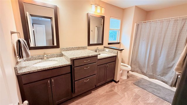 6327 Prairie Sage, Cedar Rapids, IA 52404