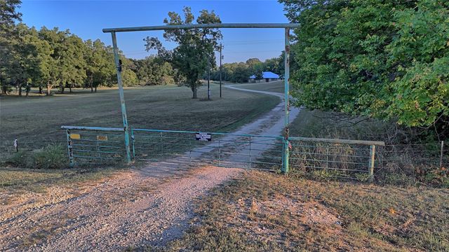 2765 Fm 3206, Saint Jo, TX 76265