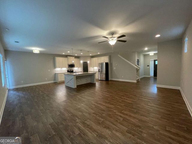 301 Omnia Ridge Way, Lawrenceville, GA 30044