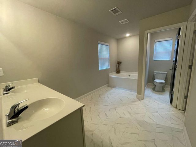 301 Omnia Ridge Way, Lawrenceville, GA 30044