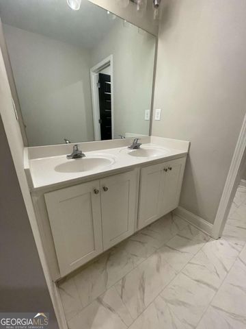 301 Omnia Ridge Way, Lawrenceville, GA 30044